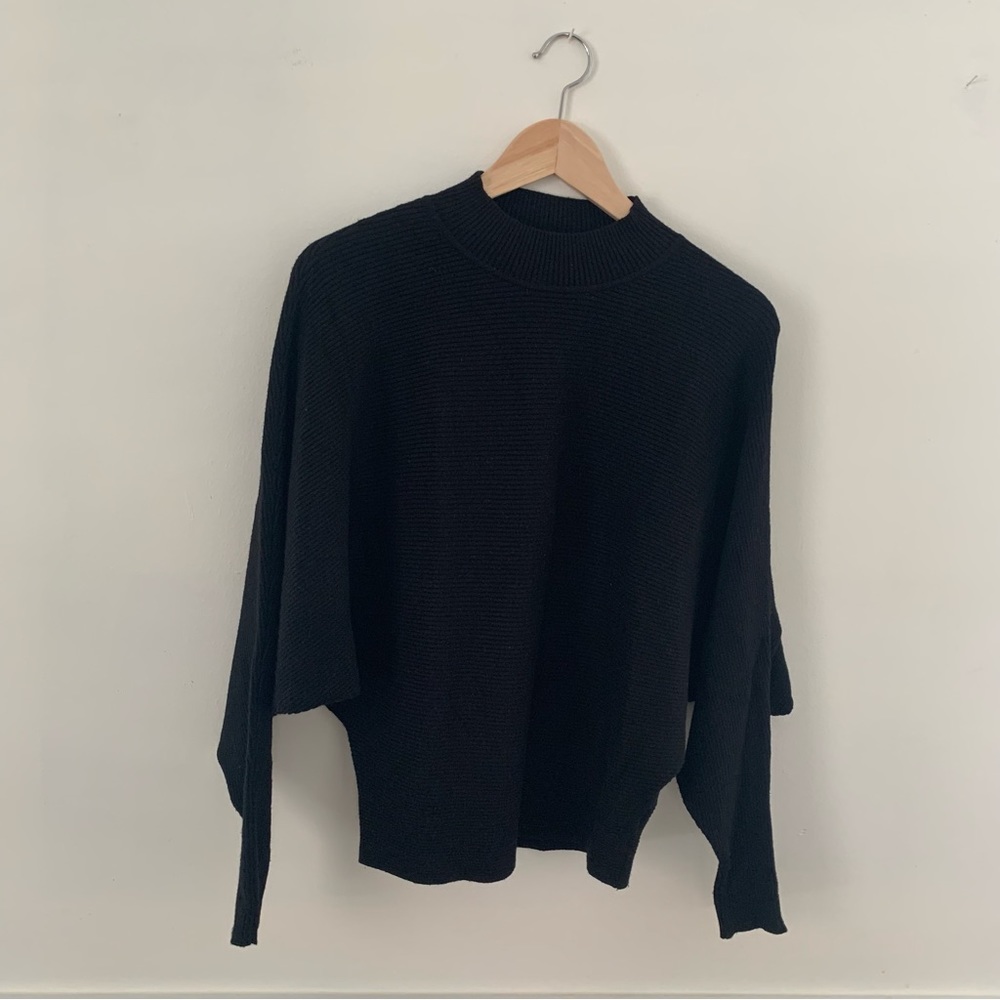 F21 black ribbed sweater